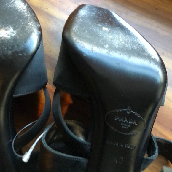 Prada - Picture 4 of 5